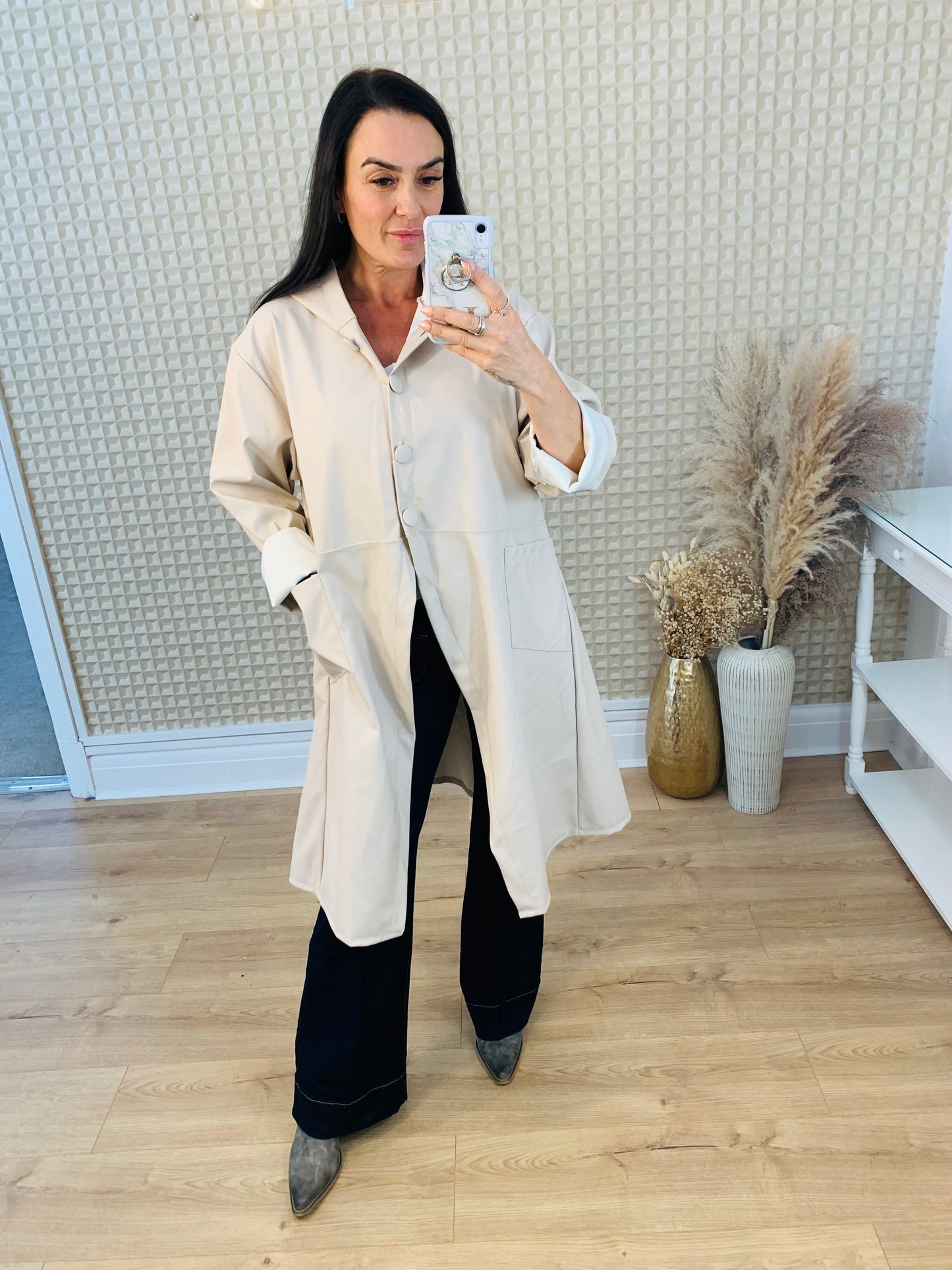 Cream Button Mac