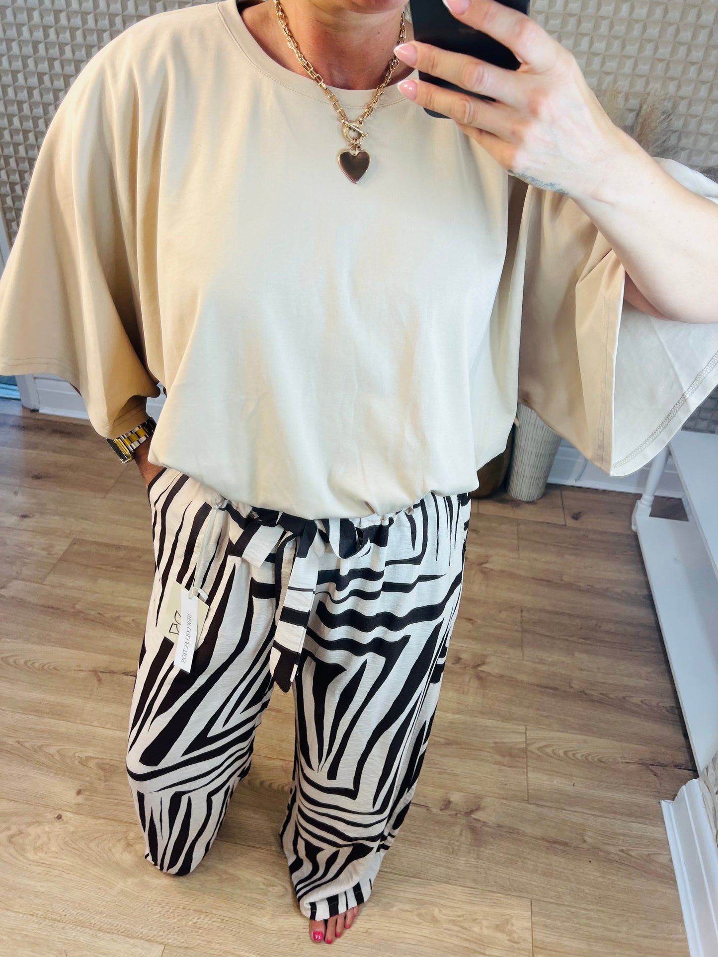 Lorene Bubble Hem Top