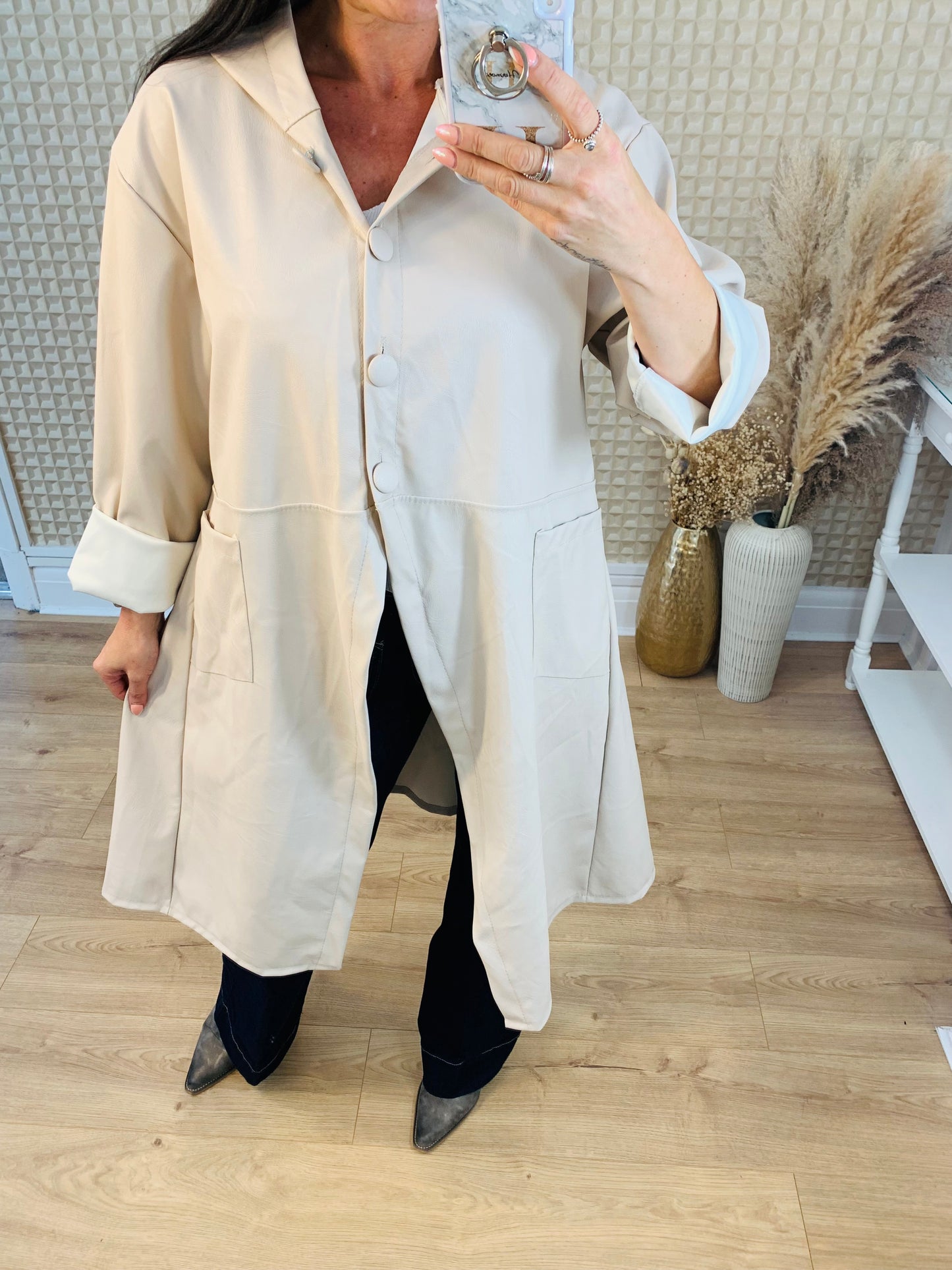 Cream Button Mac