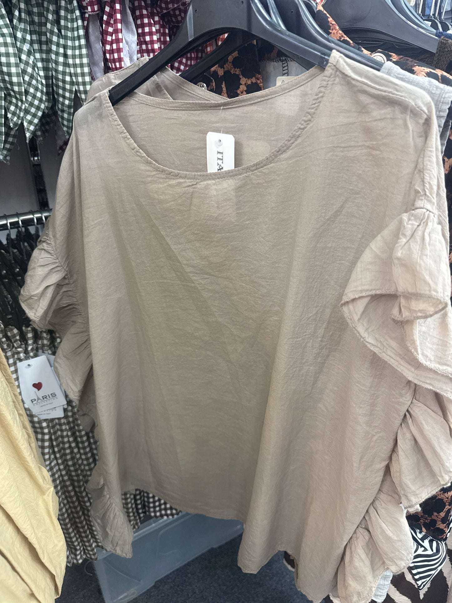 Frill size top