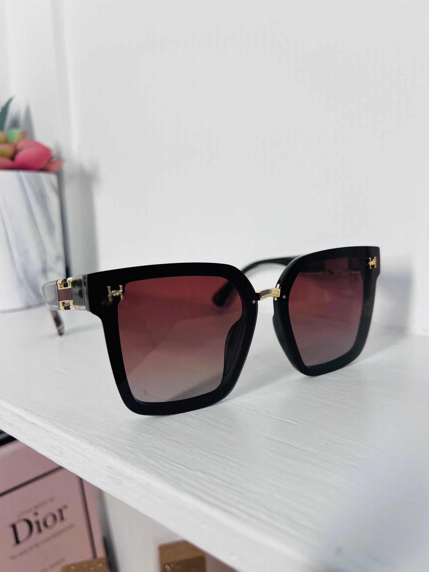 H Hermosa Sunglasses