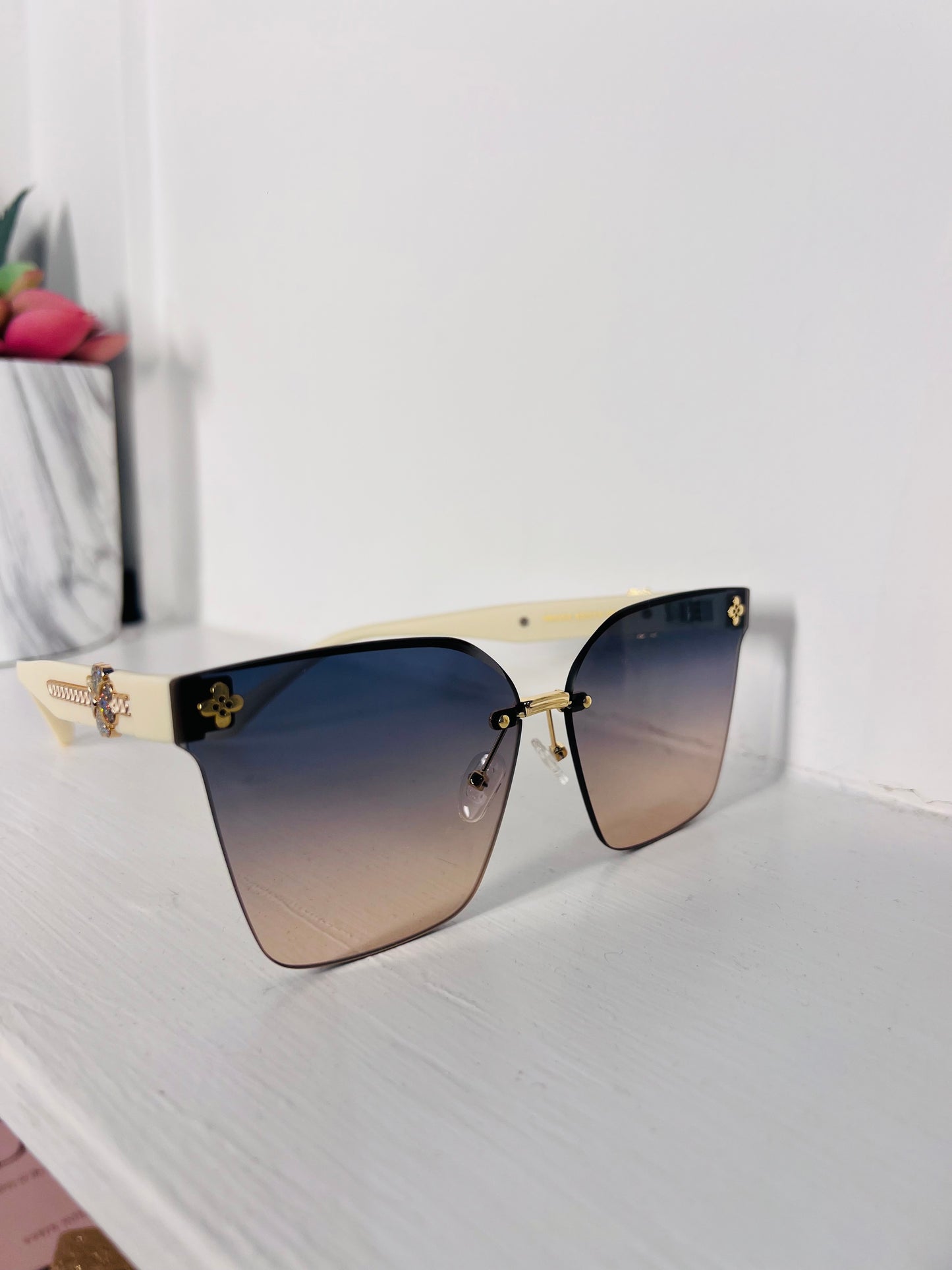 Flower Sunglasses cream