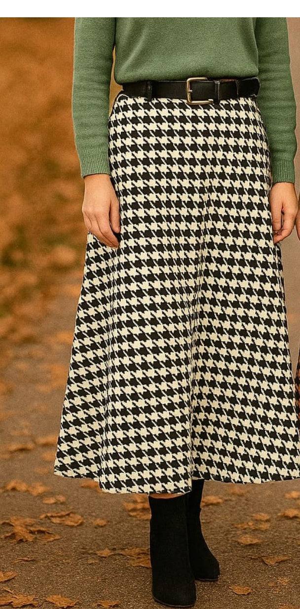 Hounds Tooth Belted Skirt