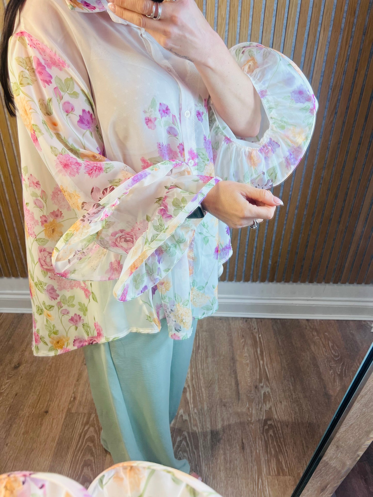 Diverse Chiffon Frill Sleeve