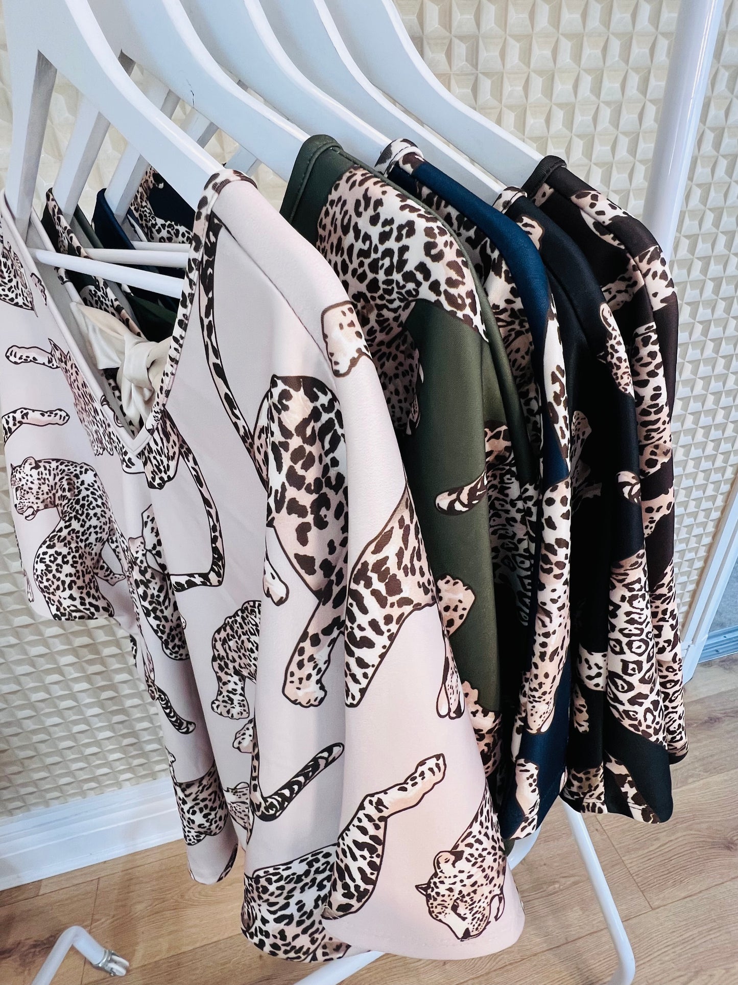 Leopard Bow Top