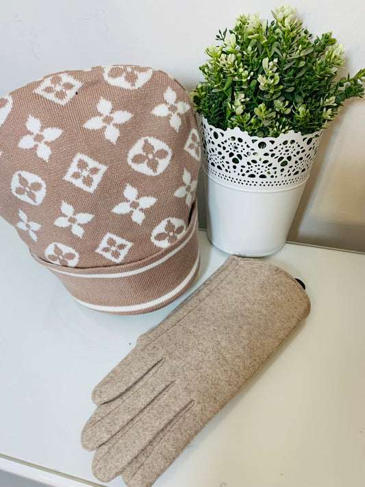Louise Viton hat & glove set