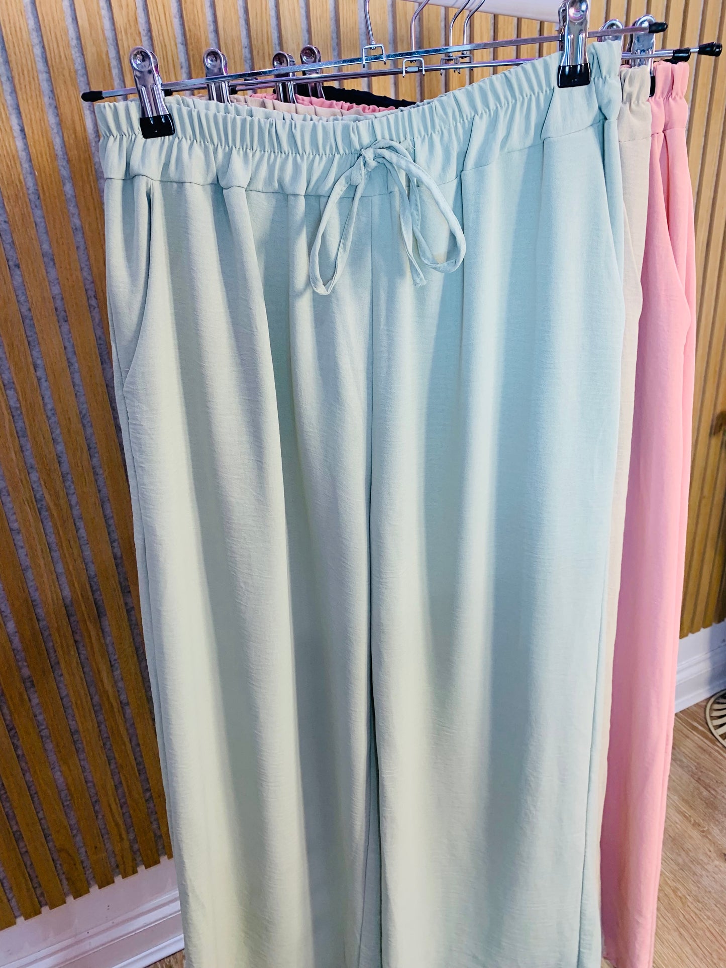 Lightweight pants