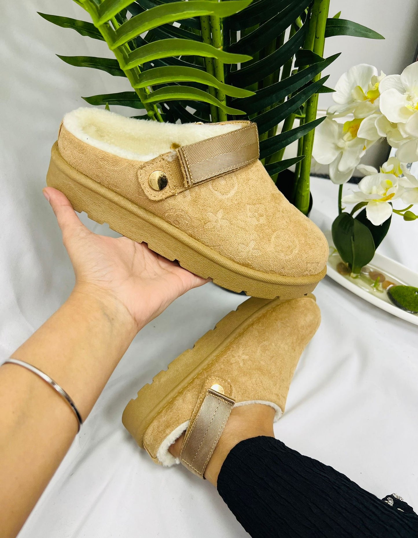LOUIE Outdoor Slipper Camel