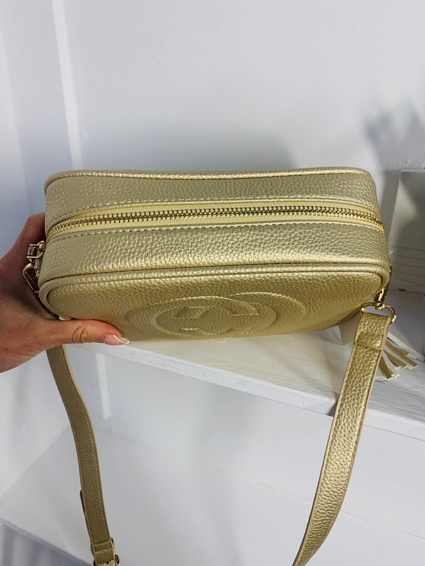 C C Cross body bag