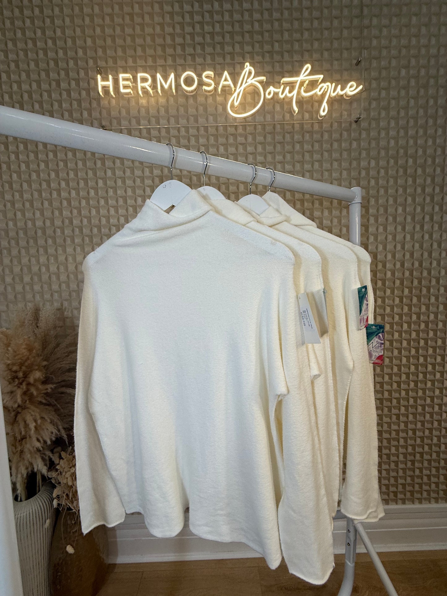 Moda White Basic Top