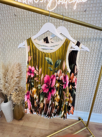 Italian Style Pleat Top