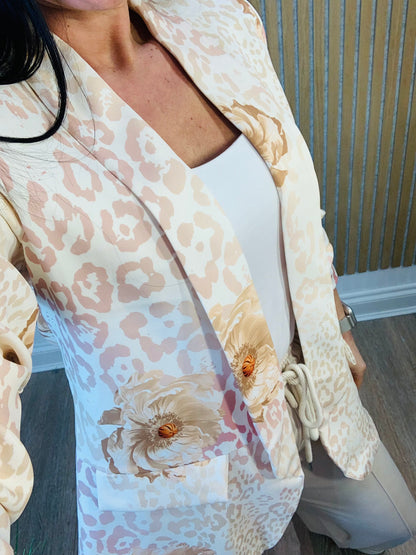 Fitzy Blazer Beige