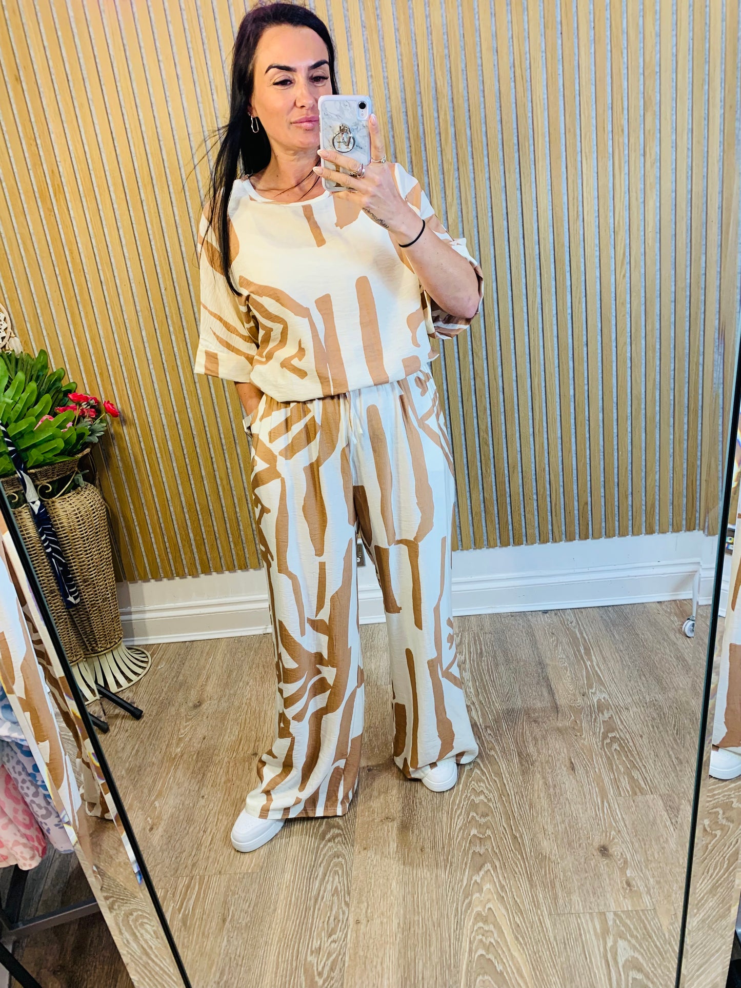 QED Two Piece Beige