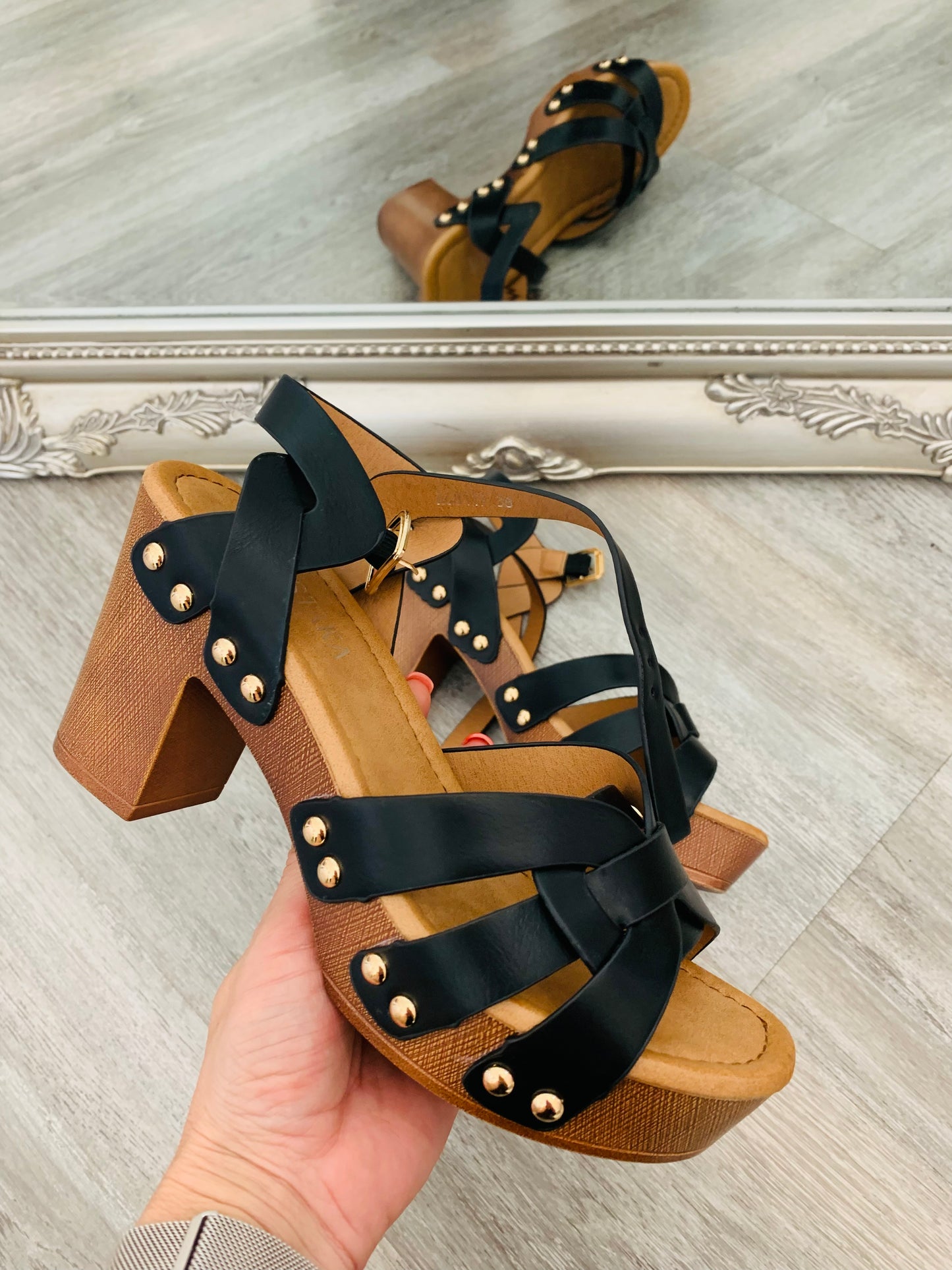 Naples Shoe