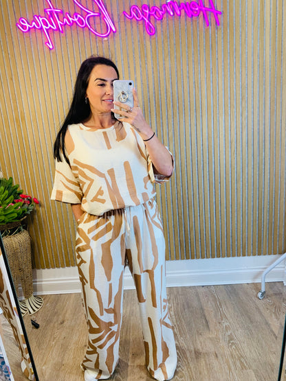QED Two Piece Beige