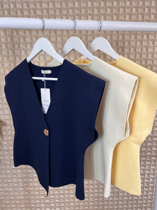 Moocci Button Cardigan