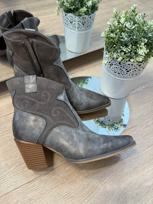 Western Boots