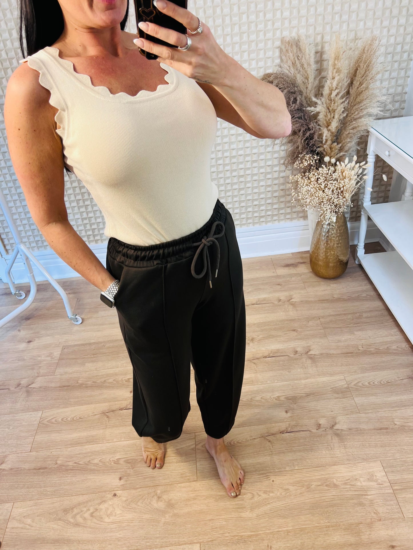 Tapered Smart Jogger