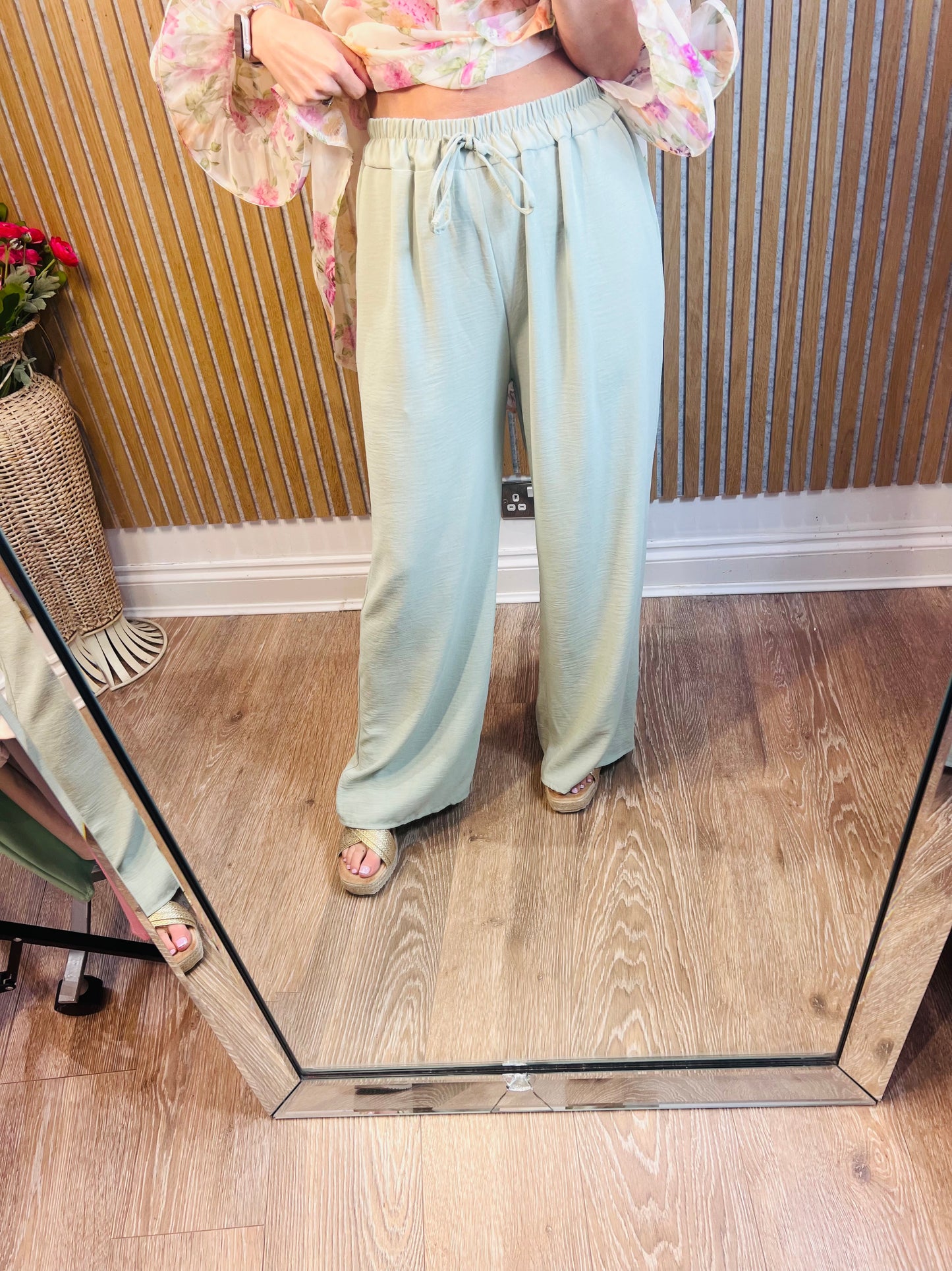 Lightweight pants