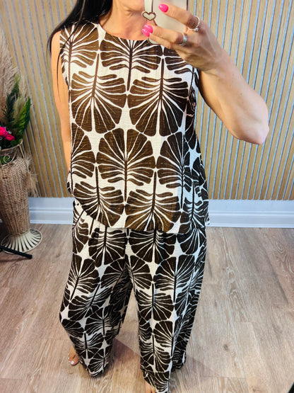Lamiar Palm Two Piece