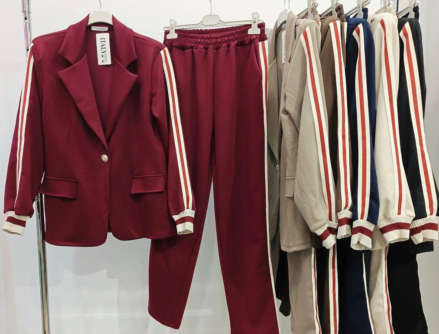 Track SUIT