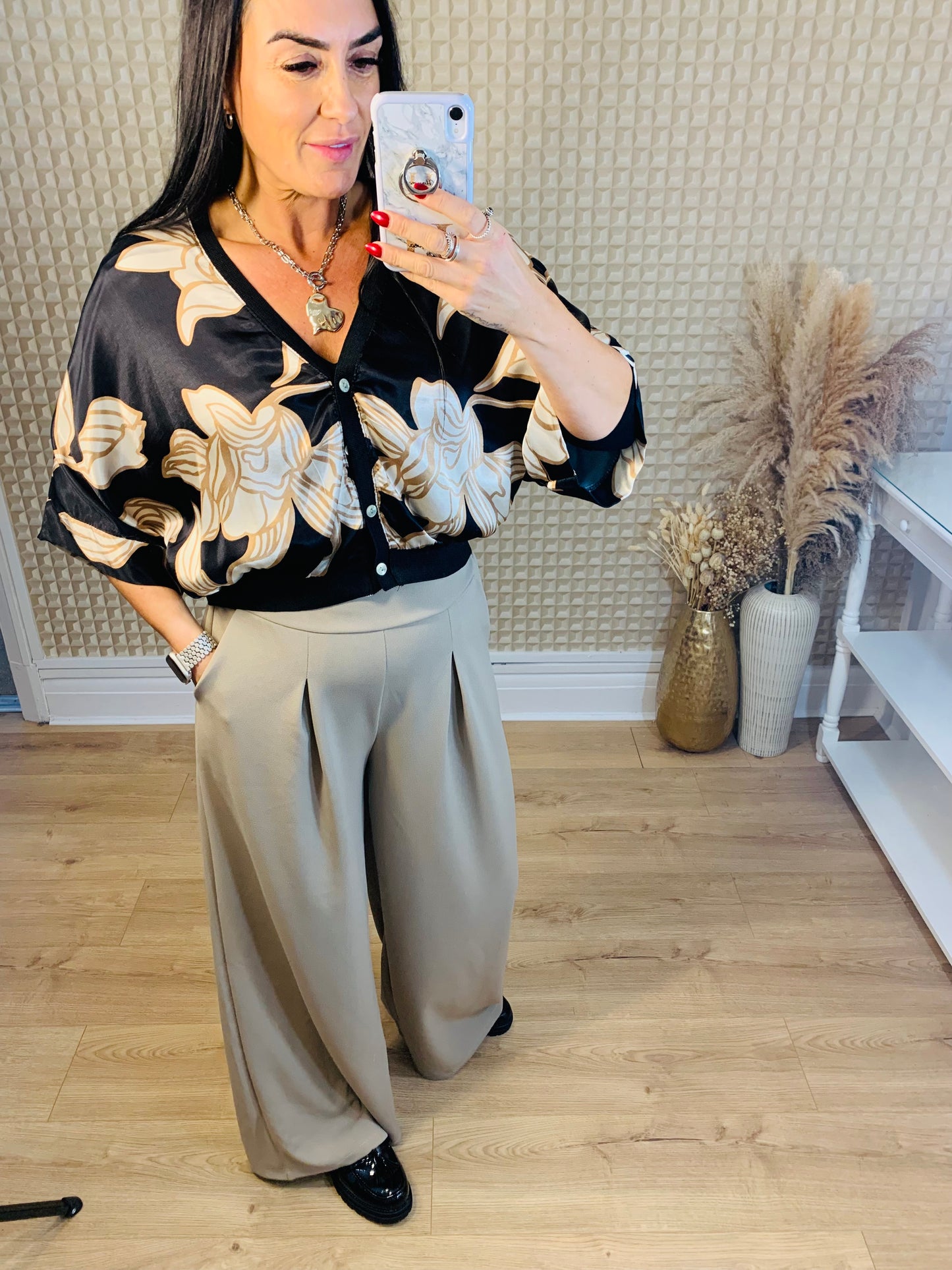 Goose Island Smart Pleat front Trousers