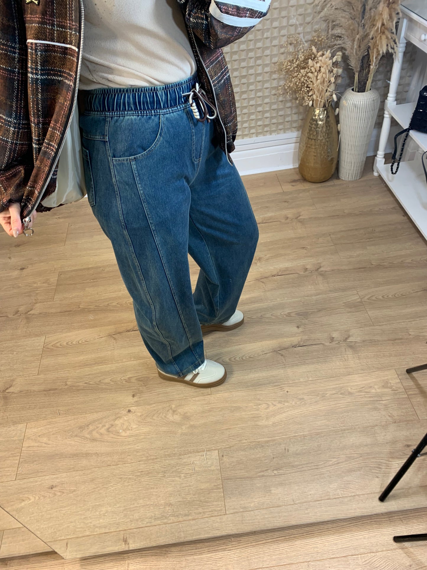 QED denim barrel leg