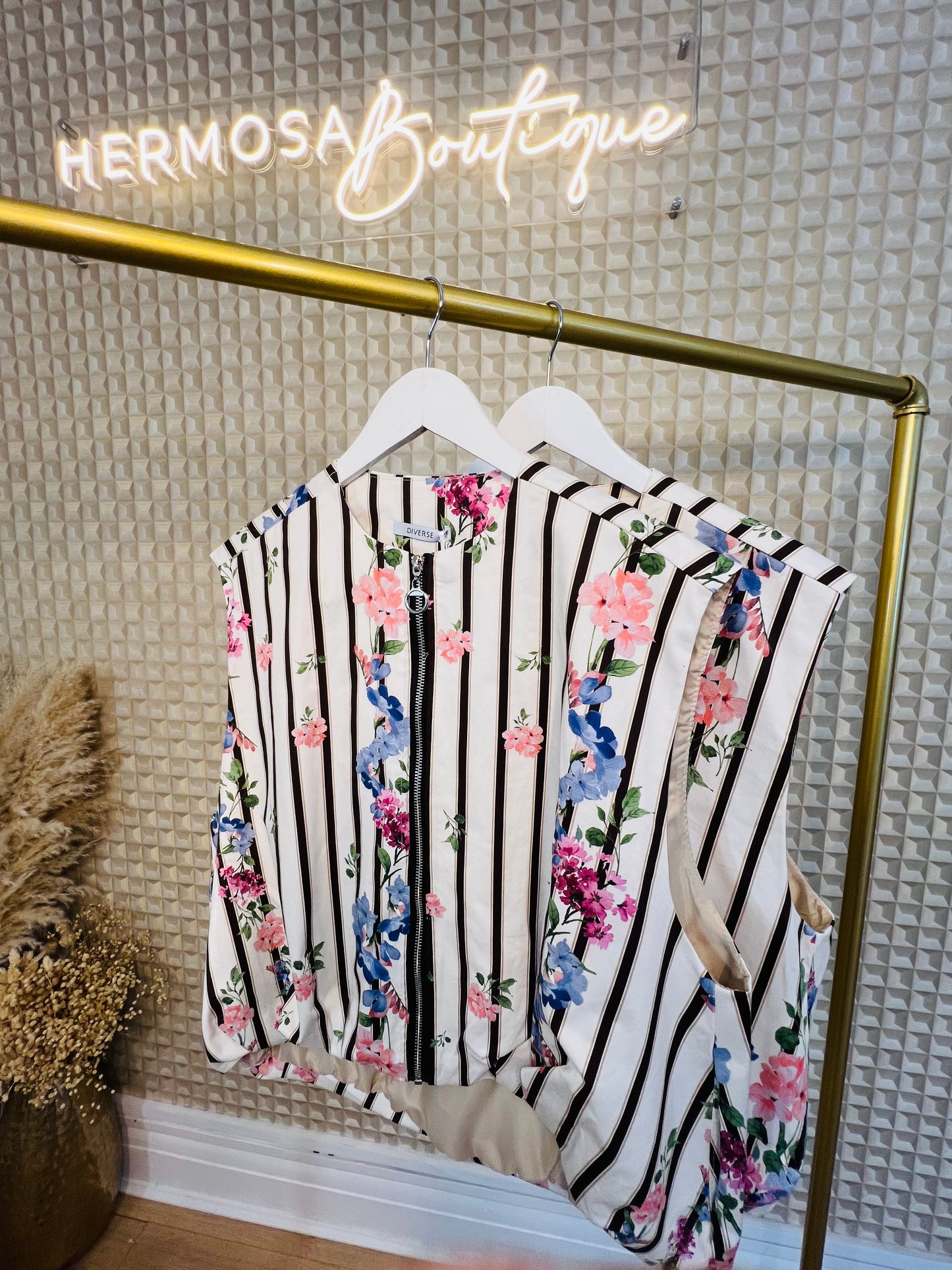 Diverse stripe waistcoat