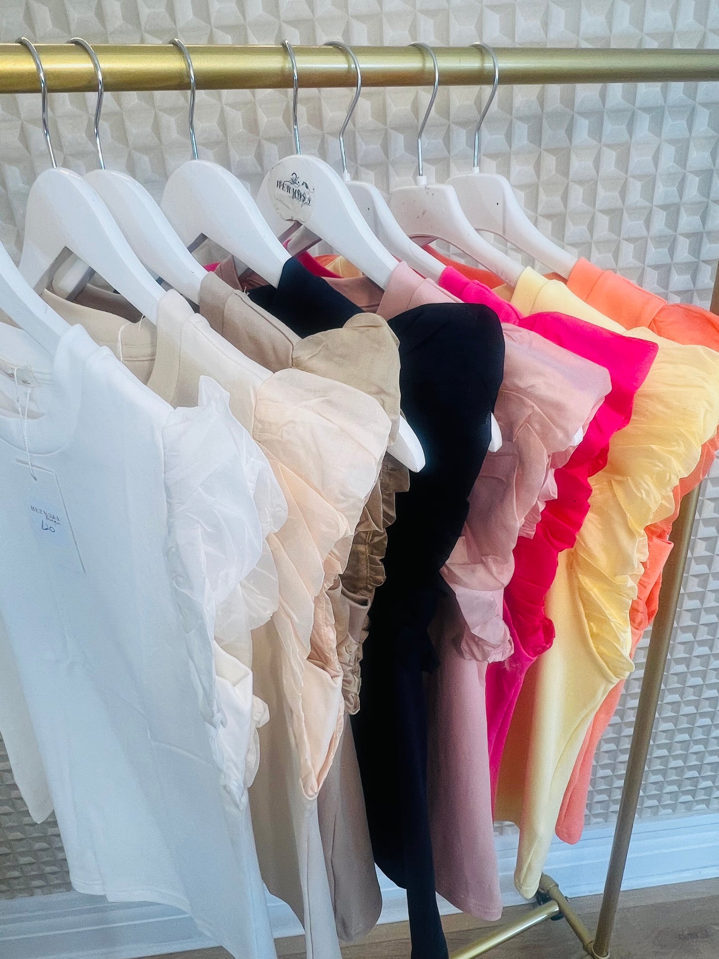 M/L Frill Sleeve Tee