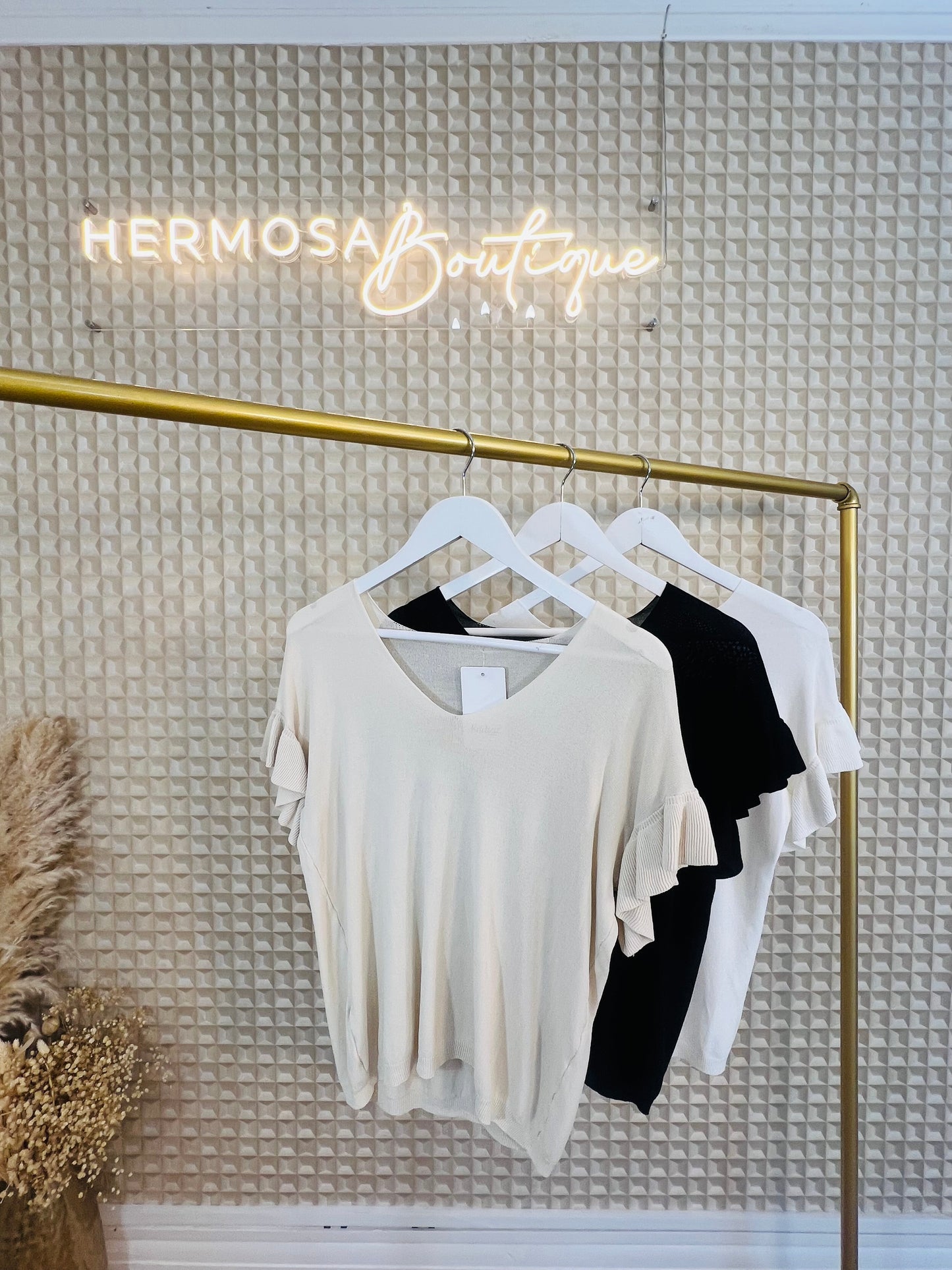 Fine Frilled Knit
