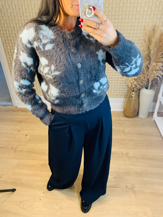 Grey Floral Fluffy cardigan