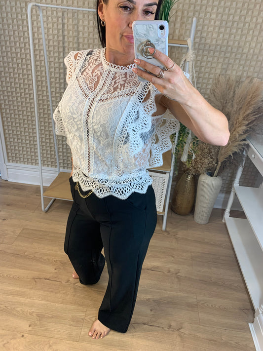 The Amelia Top