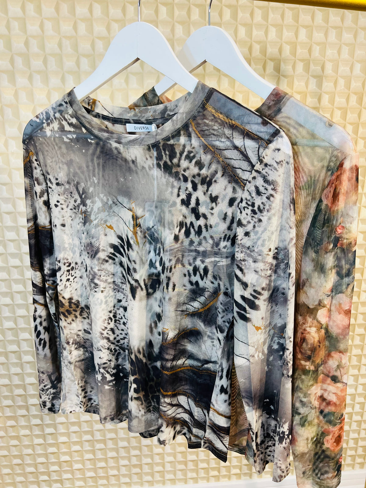 Abstract Animal Mesh Top