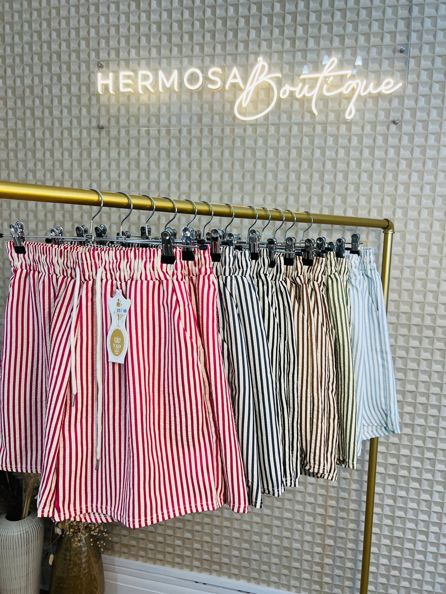 Striped Shorts L/XL