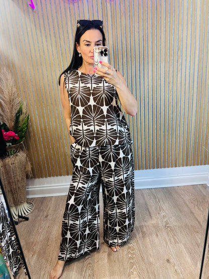 Lamiar Palm Two Piece