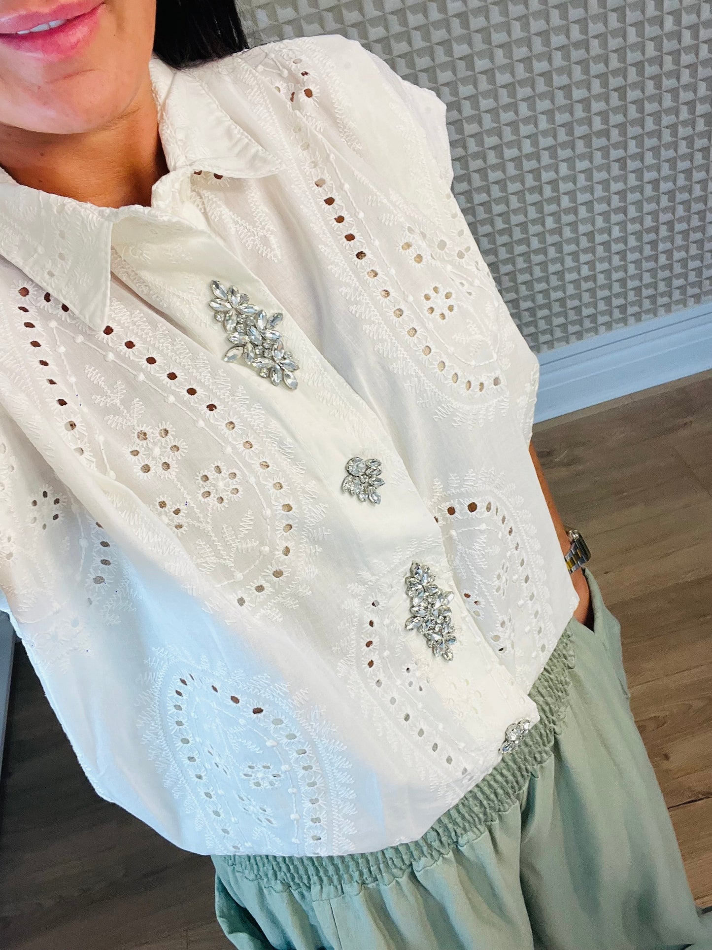Zeta Broderie Jewel Top
