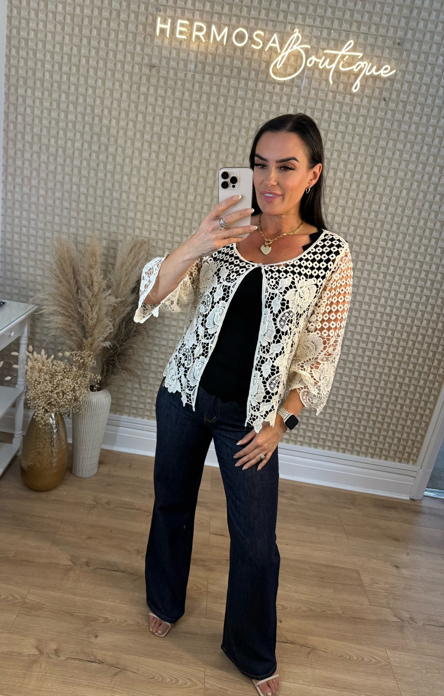 Diverse crochet Cardi