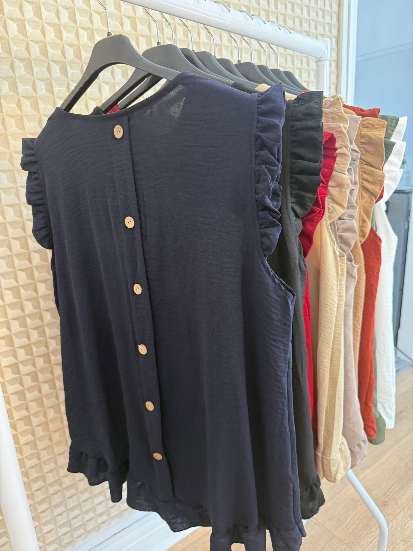 Curve Button Back Top
