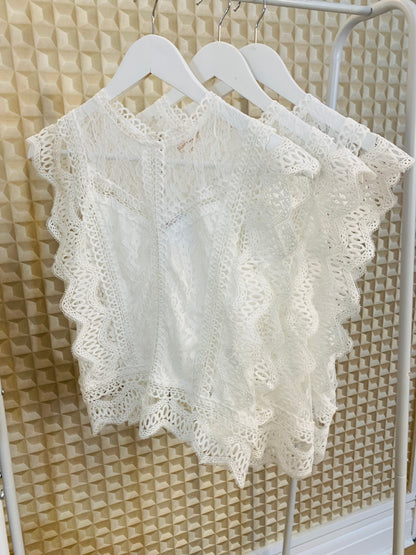 The Amelia Top