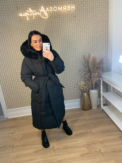 THE COAT BLACK