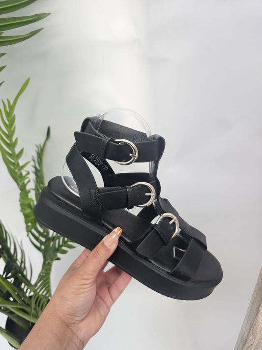 Buckle Black Gladiator