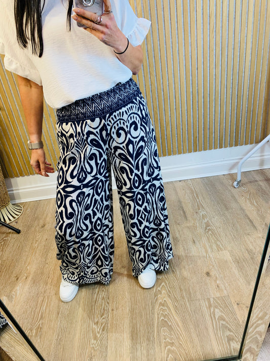 KM Wide Leg