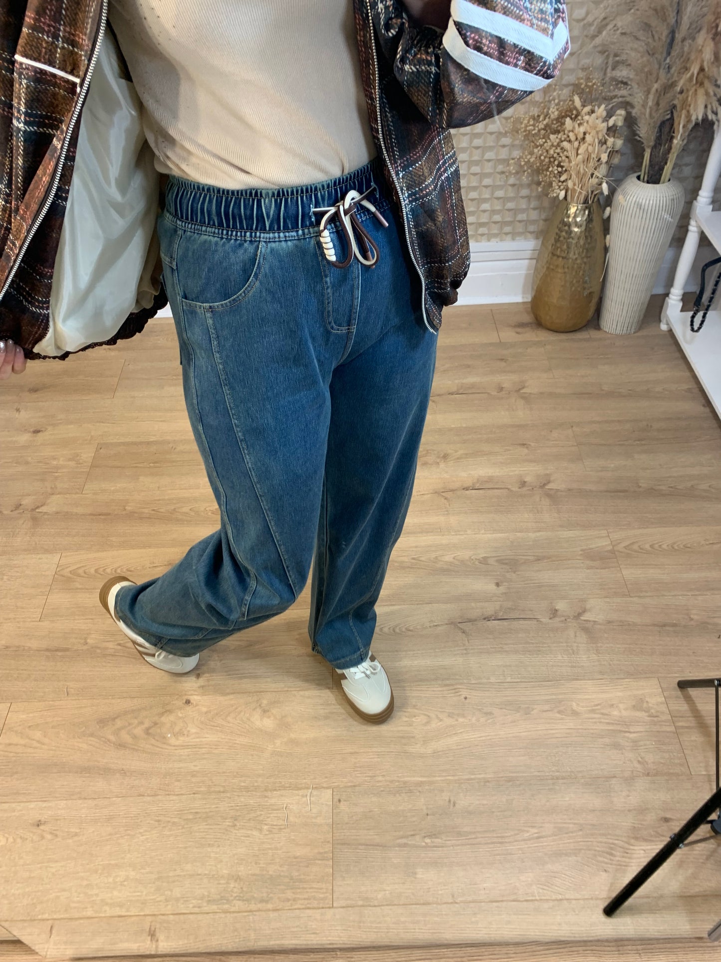 QED denim barrel leg