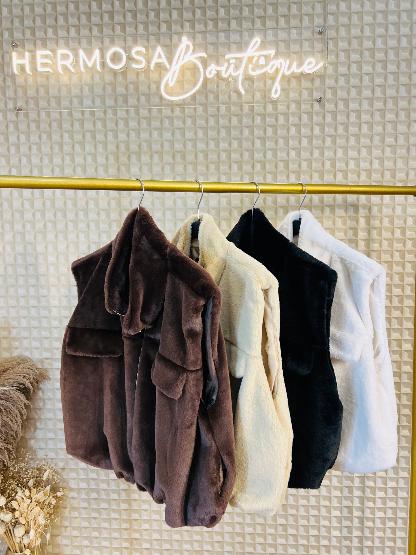 Bubble Hem Fur Gilet