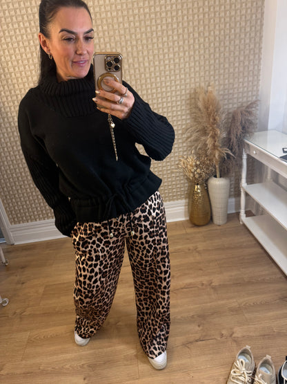 Leopard Smart Jogger