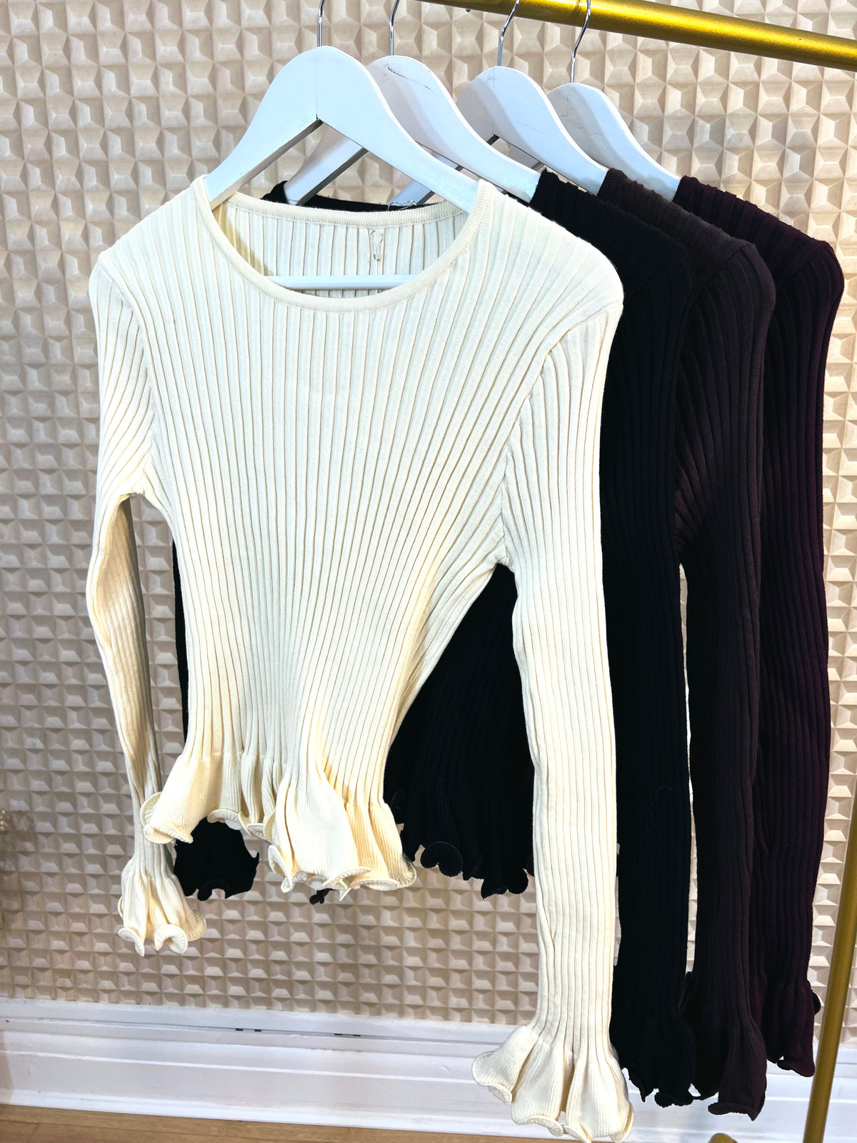 Ribbed Frill Top